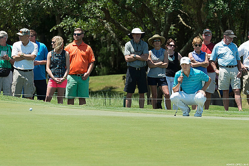 Masters Champion Jordan Spieth lining up a putt at The PLAYERS 2015 - photo by Agnes Lopez